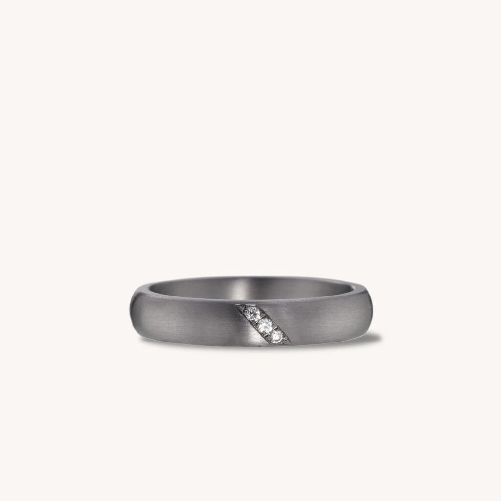 Tantalum 3-Diamond Ring