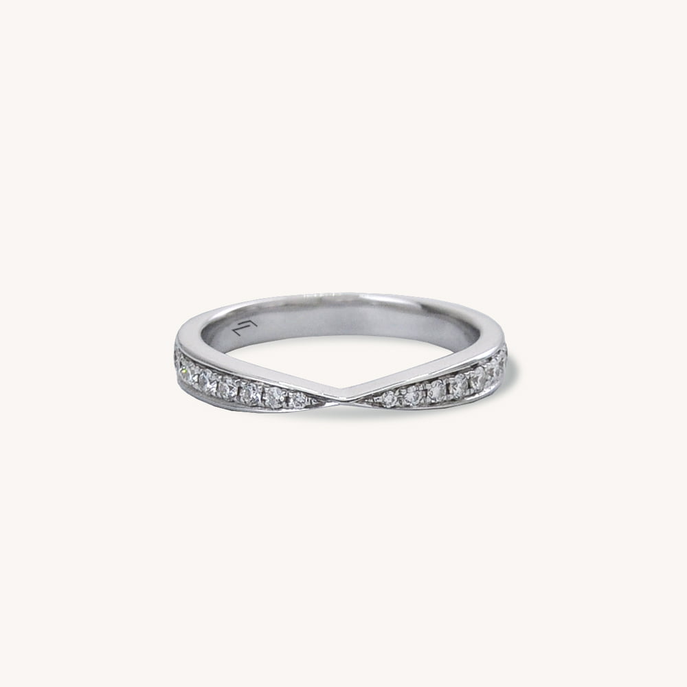 Infinity Diamond Band