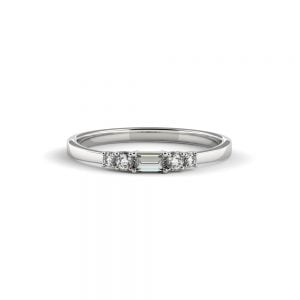 5-Diamond Baguette Round Band