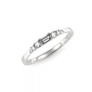 5-Diamond Baguette Round Band